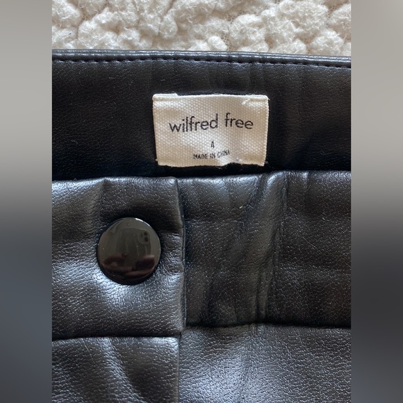 Aritzia Wilfred Free Skinny Leather Pants - Picture 2 of 2